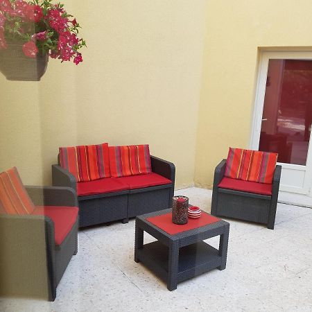 Apartament Le Patio Sarrians Zewnętrze zdjęcie