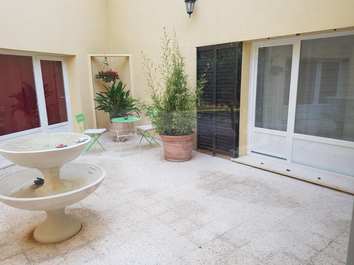 Apartament Le Patio Sarrians Zewnętrze zdjęcie