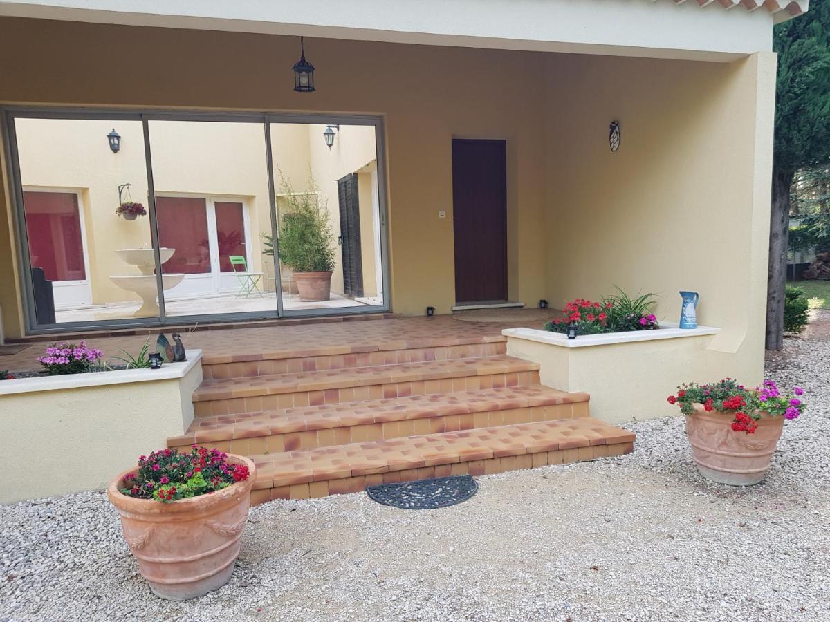 Apartament Le Patio Sarrians Zewnętrze zdjęcie